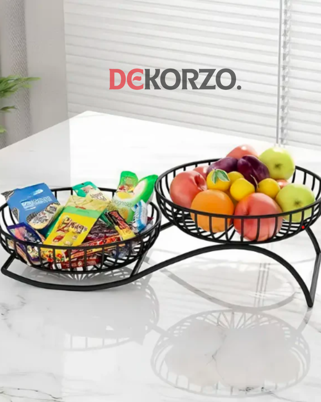 Round Metal Fruit Basket for Kitchen and table